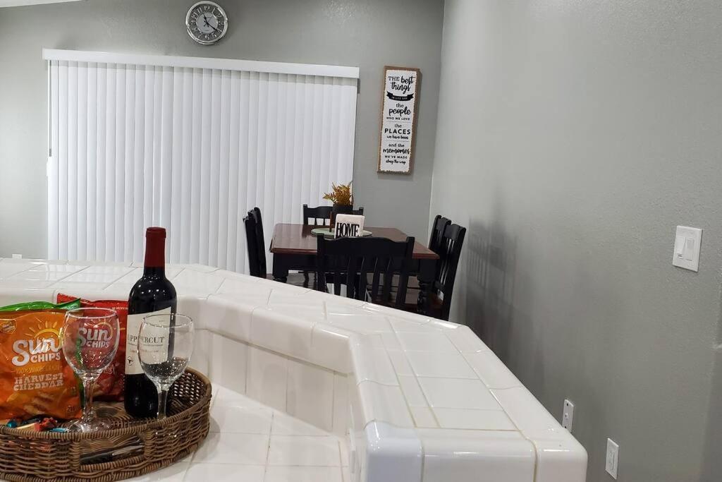 Comfortable Family Home Las Vegas Ngoại thất bức ảnh